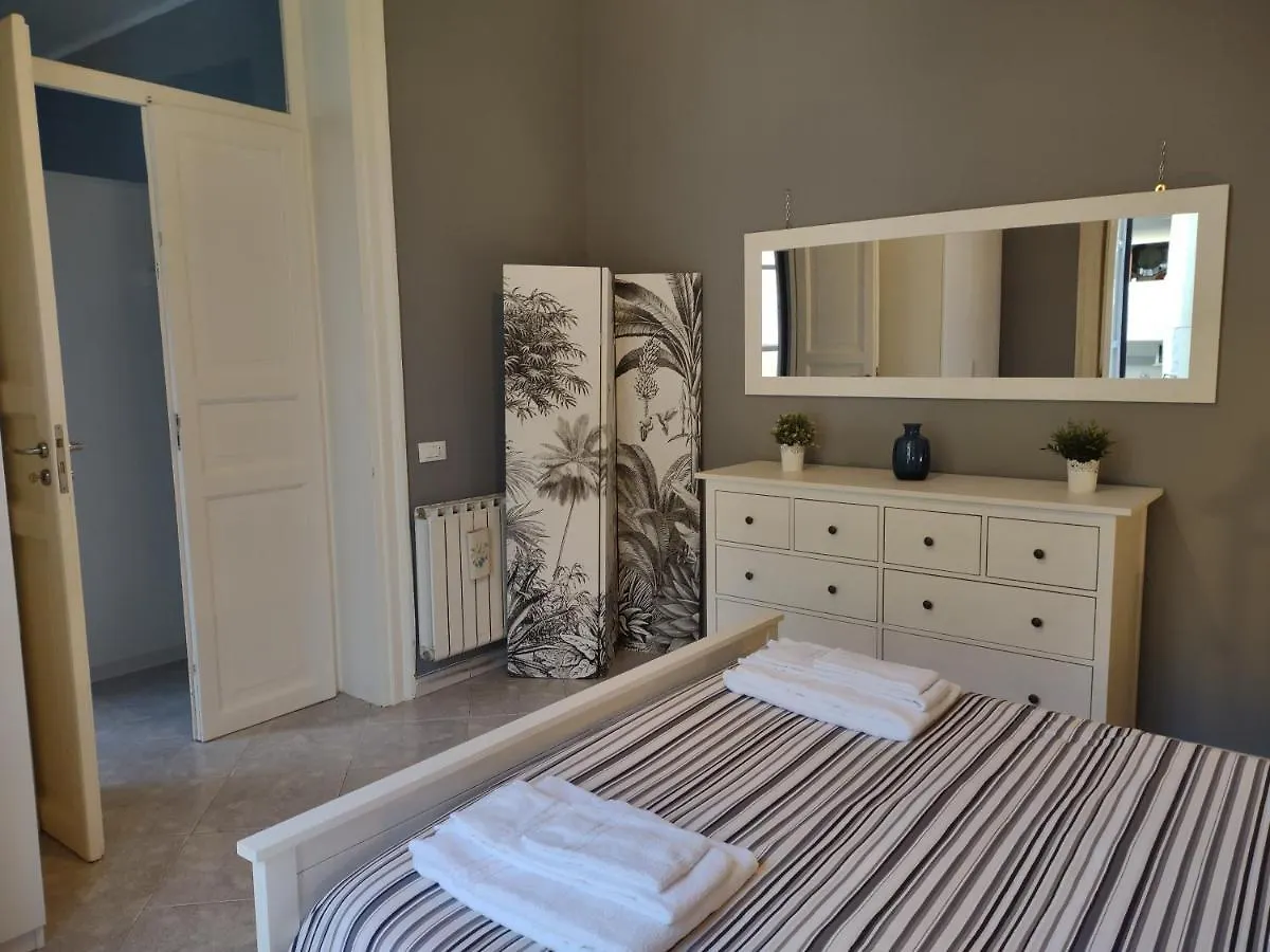 Central Apartment A Due Passi Dal Porto Palermo